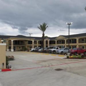 Americas Best Value Inn - FM 529