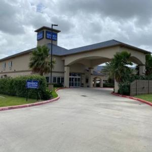 Regency Inn & Suites- NW Houston