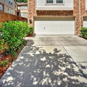 2500 Sq Ft townhome   Walk to Central River Oaks Houston Texas