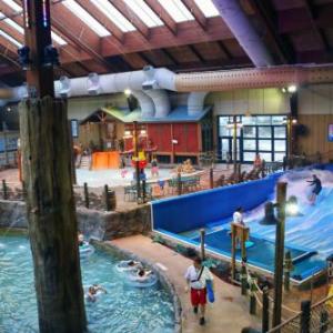 Six Flags Great Escape Lodge  Indoor Waterpark Queensbury