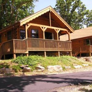 mill Creek Resort on table Rock Lake Lampe