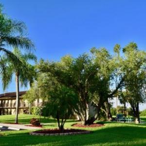 Lehigh Resort Club by Capital Vacations Lehigh Acres