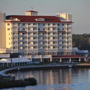 Inn At Harbor Shores