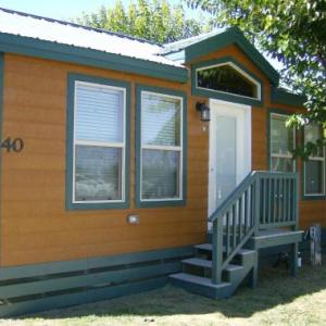 Pacific City Camping Resort Cottage 3