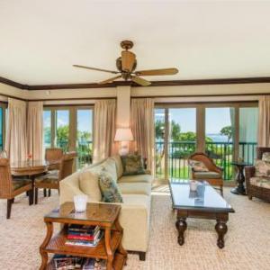 Waipouli Beach Resort VIP Ocean Front Penthouse Villa AC Pool Hawaii