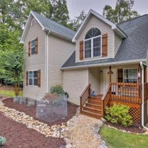 Massanutten Resort Home with Grill Views of Slopes!