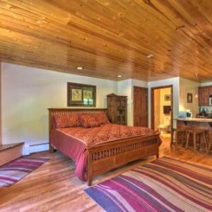 Cozy Streamside Studio 1 Mi From Taos Ski Resort!