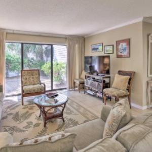 Hilton Head Resort Villa   200 Yards from Beach Hilton Head Island