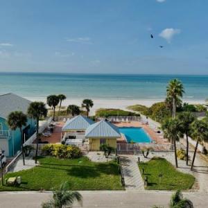 Gulf Front suite this is Resort Beach living