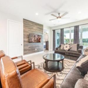 Captivating Home with themed Bedrooms Water Park Access Near Disney Kissimmee