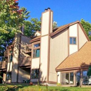 Lakefront Resort Condos on Lake minocqua Wisconsin minocqua