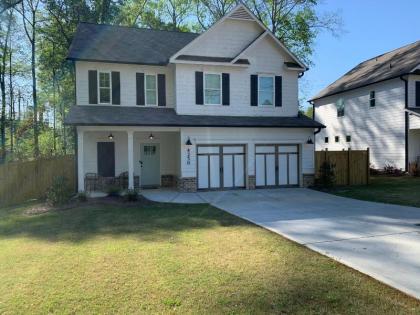 4 Bedroom New Acworth Construction - Fully Equipped Home Away Getaway