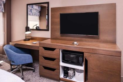 Hampton Inn Albuquerque - University/Midtown - image 8