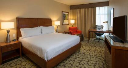 Hilton Garden Inn Alexandria Old Town National Harbor - image 9