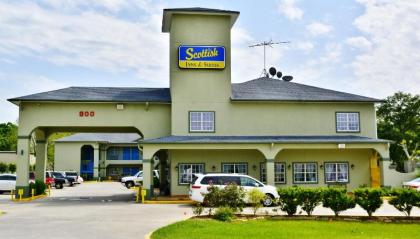 Scottish Inn and Suites Alvin