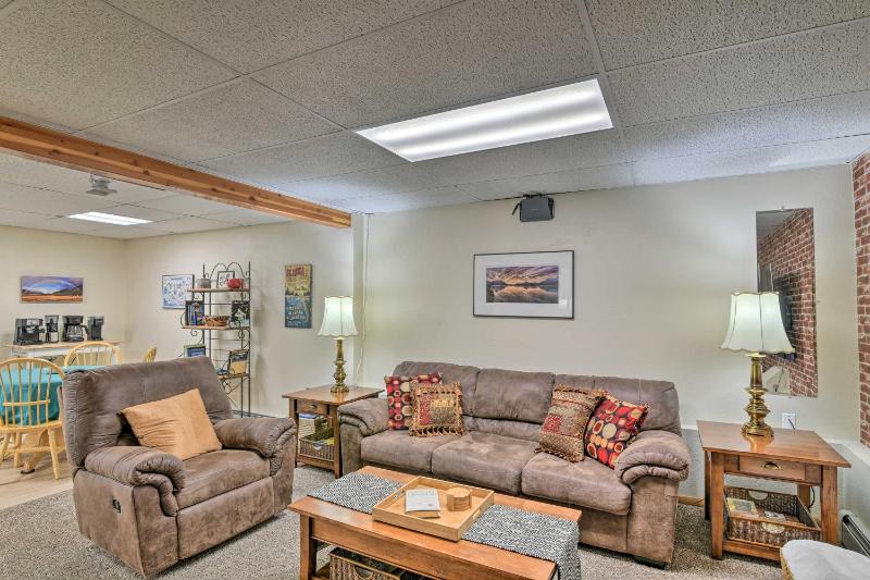 Cozy Apartment Less Than 4 Miles to Downtown Anchorage! - image 6