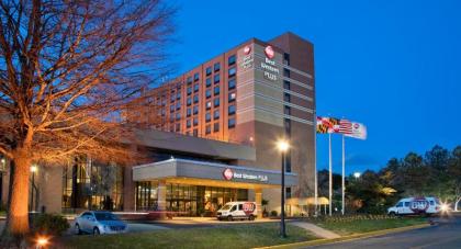 Best Western Plus Hotel & Conference Center - image 8
