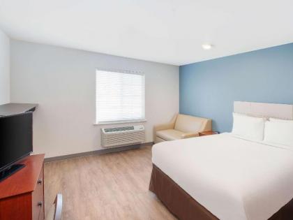 WoodSpring Suites Bentonville - image 11