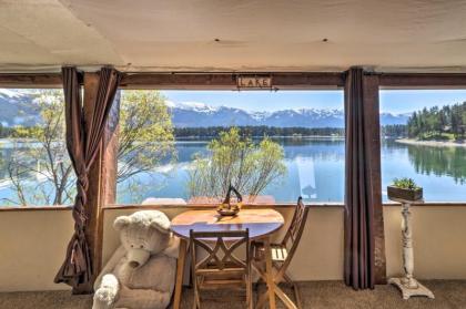 Luxe Lakefront Haven with Mountain Views and Dock - image 2