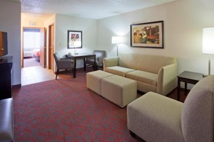 Holiday Inn Express & Suites Bloomington West an IHG Hotel - image 11