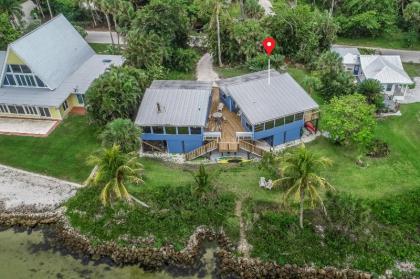 Sun and Sea Cottages - image 2