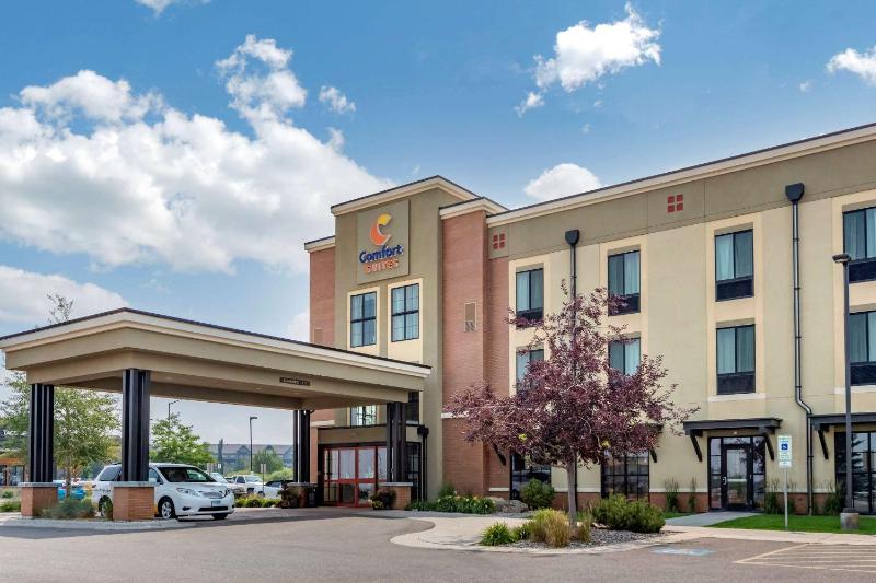 Comfort Suites Airport-University - image 3