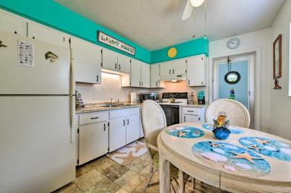 Lighthouse Cottage - Pet Friendly Bradenton Home - image 8