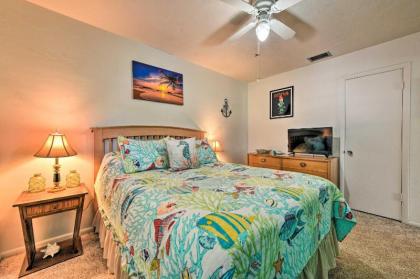 Lighthouse Cottage - Pet Friendly Bradenton Home - image 11