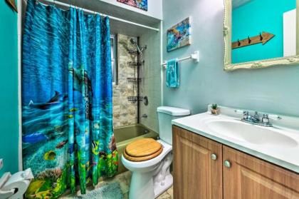 Lighthouse Cottage - Pet Friendly Bradenton Home - image 13