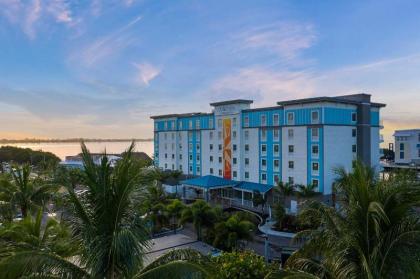 Compass Hotel by Margaritaville Anna Maria Sound - image 11