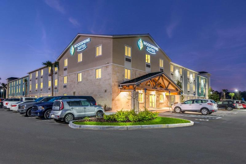 WoodSpring Suites Bradenton - image 7