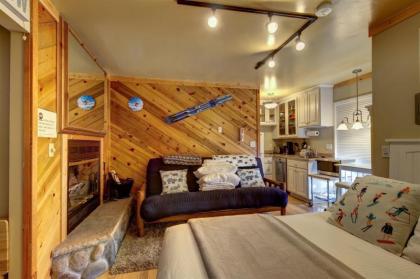 Chalet Village 5B - image 3