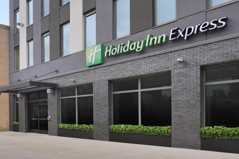 Holiday Inn Express - Brooklyn - Bushwick  an IHG Hotel - main image