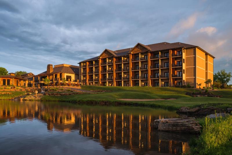 The Lodge at Old Kinderhook - main image