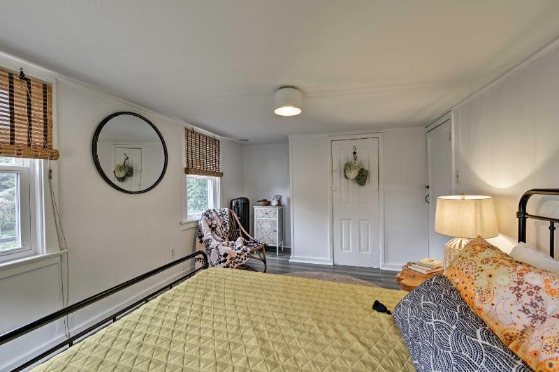 Poplar Cottage Minutes to Stone Harbor Beaches! - image 7