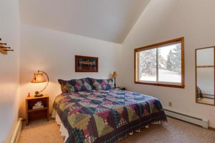 Three Sisters Peak Cabin at Filoha Meadows - image 7