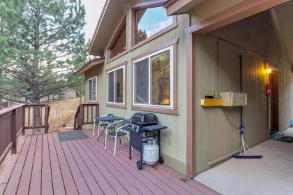 Chair Mountain Cabin at Filoha Meadows - image 10