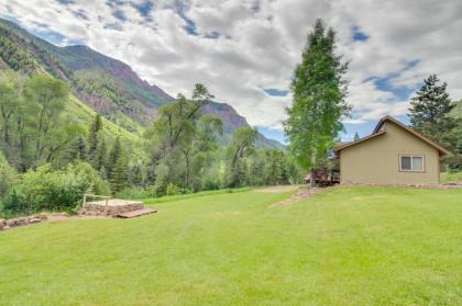 Chair Mountain Cabin at Filoha Meadows - image 9