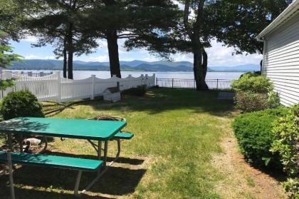 4 Bed 2 Bath Vacation home in Ossipee - image 8