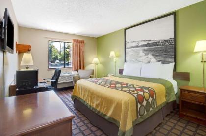 Economy 7 inn -Chesapeake-Portsmouth - image 12