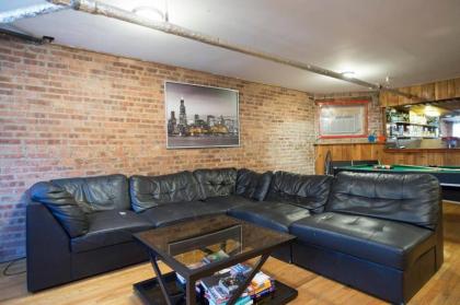 Wrigley Hostel - Chicago - image 10