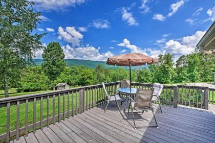 Charming Chickamauga Cottage with Mtn Views!