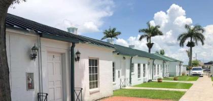 The Historic Clewiston Inn