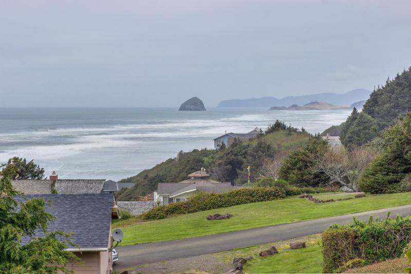 SeaView at Winema Beach - image 2