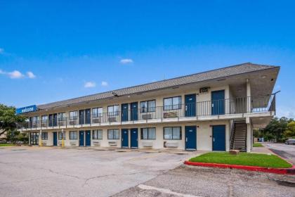 Motel 6-College Station TX - Bryan - image 8