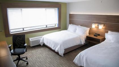 Holiday Inn Express & Suites Colorado Springs North an IHG Hotel - image 9