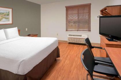 WoodSpring Suites Colorado Springs Airport - image 5