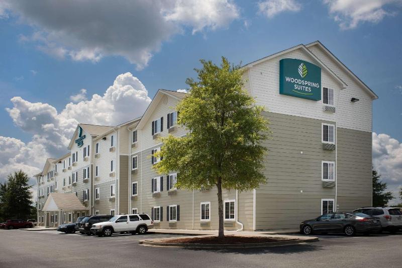 WoodSpring Suites Columbia Fort Jackson - image 5