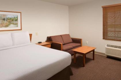 WoodSpring Suites Columbia Fort Jackson - image 11