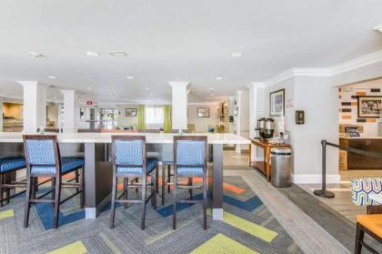 Sleep Inn & Suites Columbus-Fort Benning Area - image 9